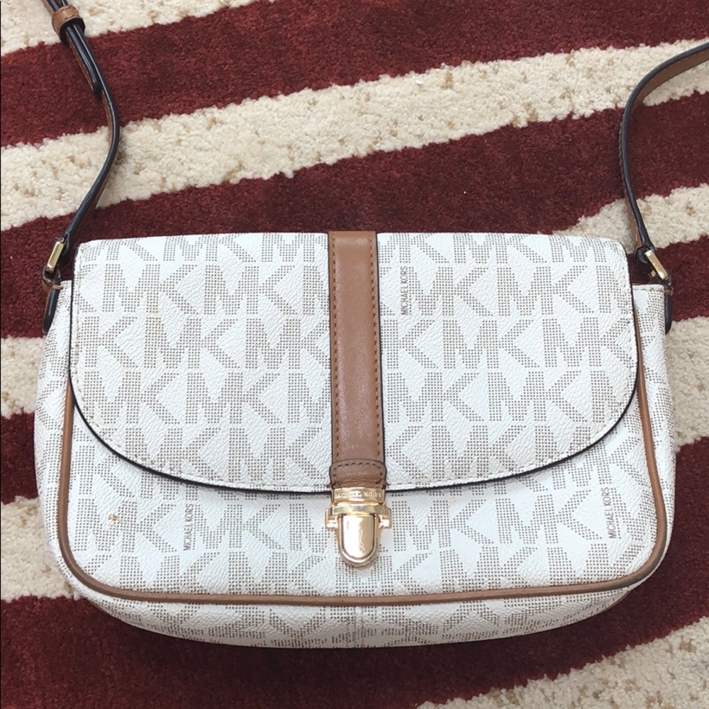 Michael Kors purse